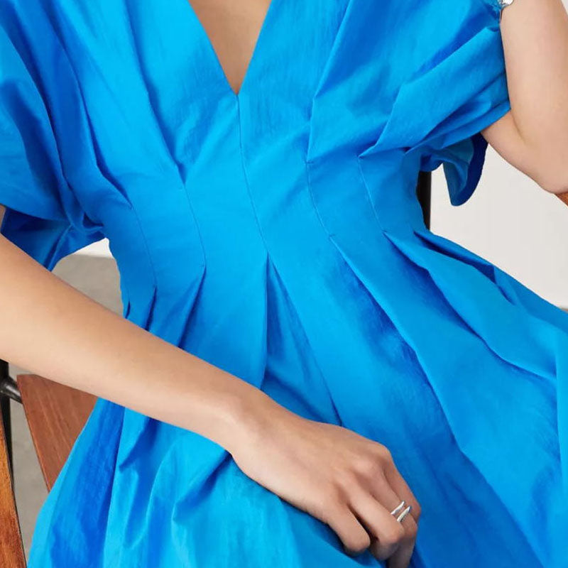 👗Modisches, plissiertes, rückenfreies, langes Kleid mit V-Ausschnitt