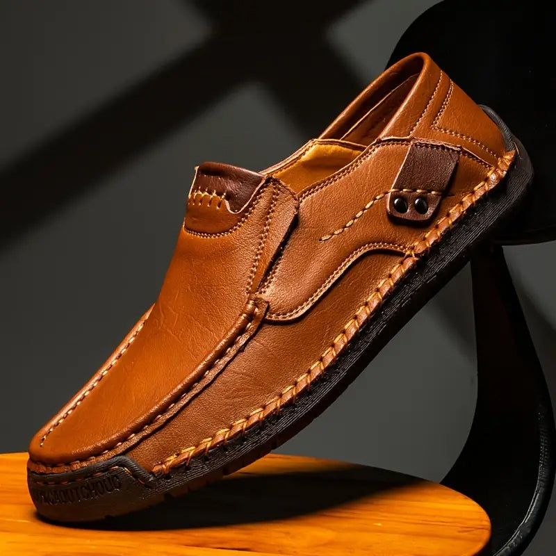 👞🔥 Klassische Business-Schuhe aus atmungsaktivem Kalbsleder: komfortabel, langlebig 👔💼 ideal für lange Bürotage und wichtige Meetings.