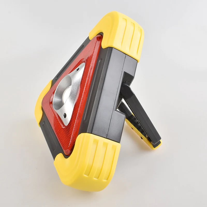 🔥2025 New Arrival🔥 3-IN-1 Solar Emergency Triangle Warning Light at the Roadside