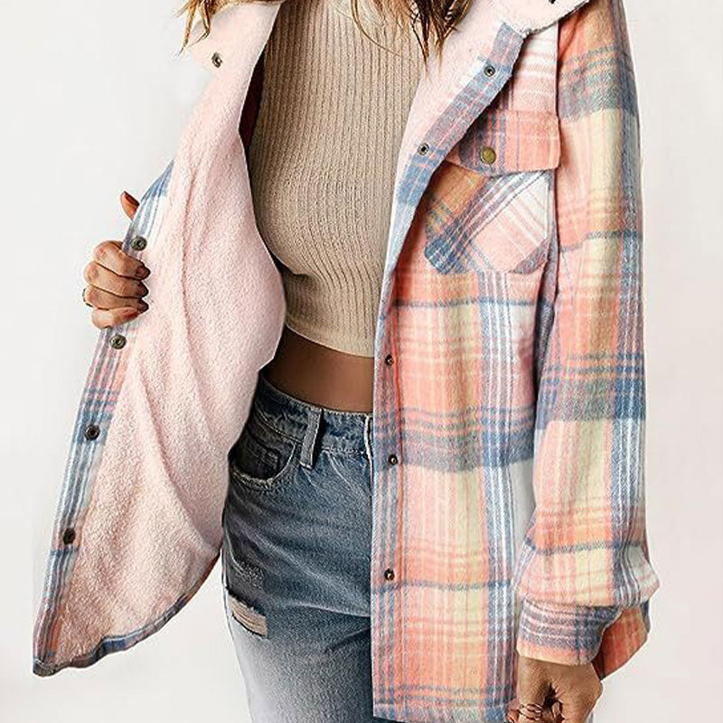 Trendige karierte Winterjacke mit Kapuze für Frauen