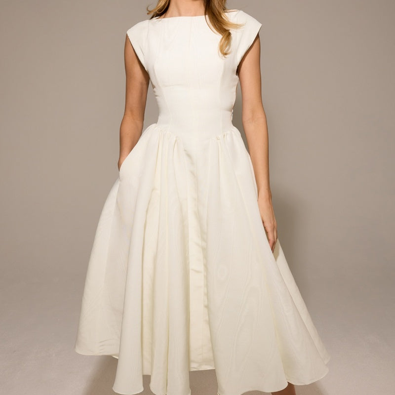 🤍Rein und elegant wie ein Engel🪽💞Elegantes Midikleid mit fließendem Korsett💞