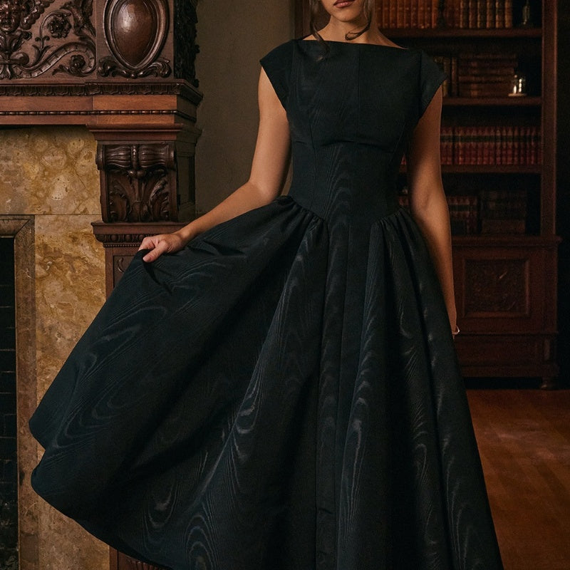🤍Rein und elegant wie ein Engel🪽💞Elegantes Midikleid mit fließendem Korsett💞