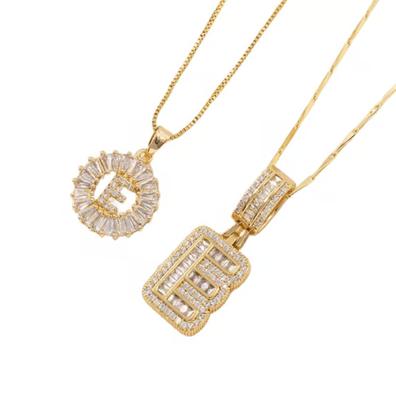 ✨Gold Alphabet Anhänger Halskette