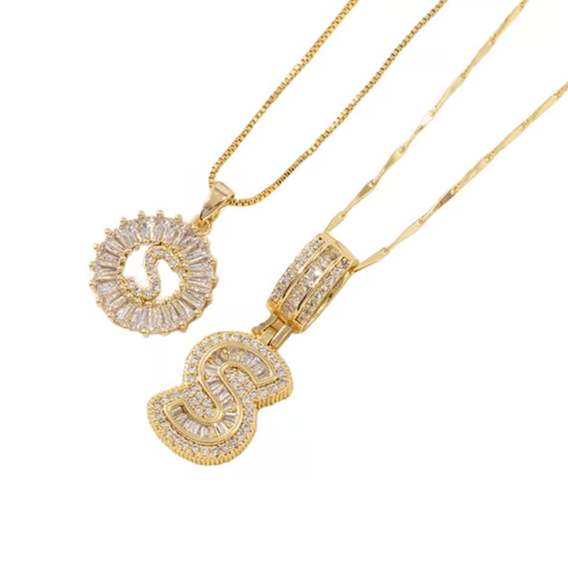 ✨Gold Alphabet Anhänger Halskette