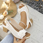 💖Lässige Damen-Sandalen mit floralem Hohlsaum und schrägem Absatz