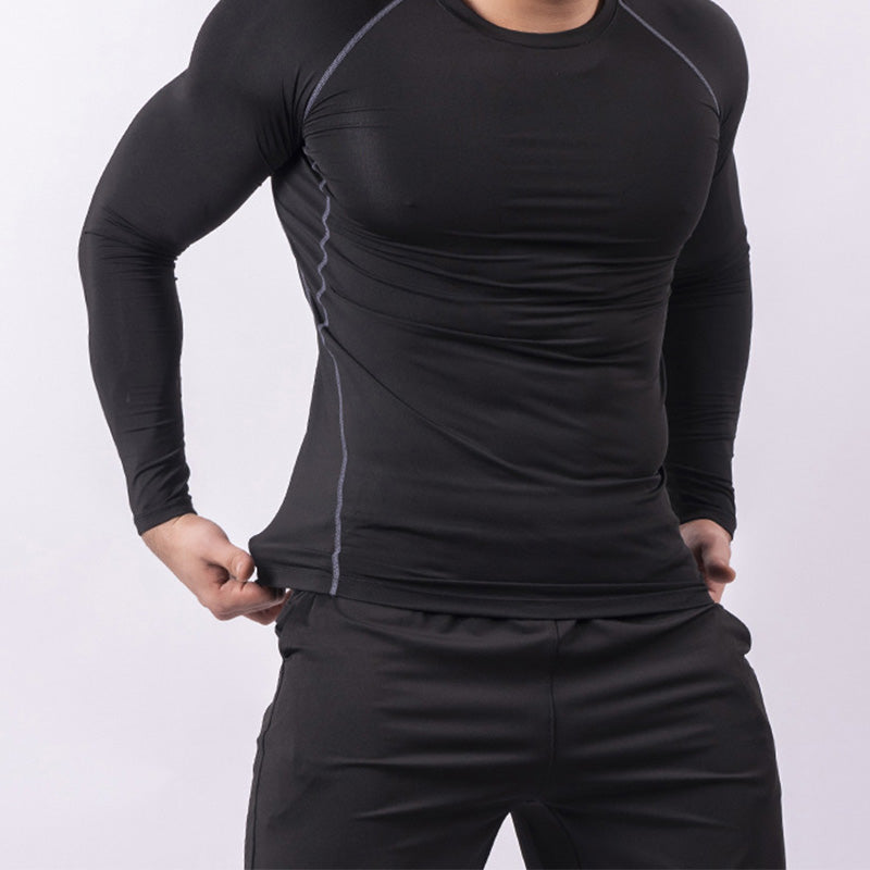 Langärmliges, enganliegendes Sportshirt für Herren – schnelltrocknend und bequem