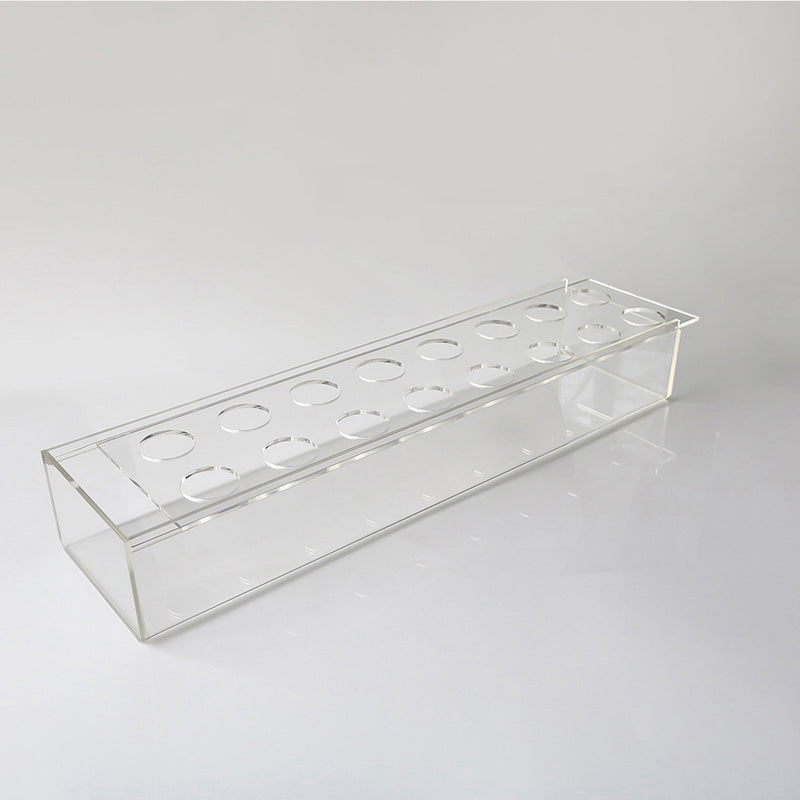 Klare Blumenvase aus Acryl