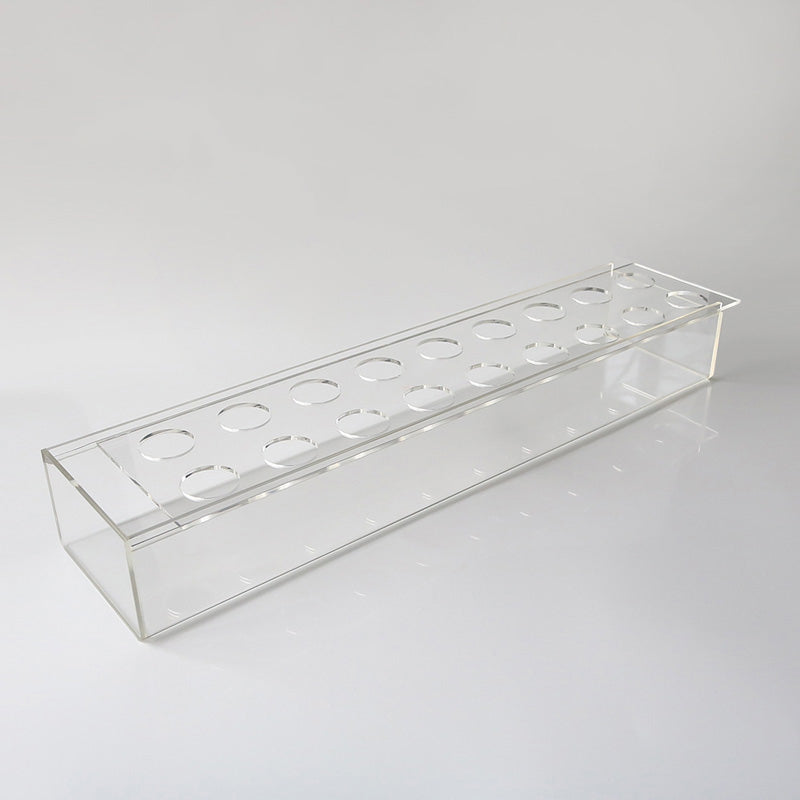 Klare Blumenvase aus Acryl