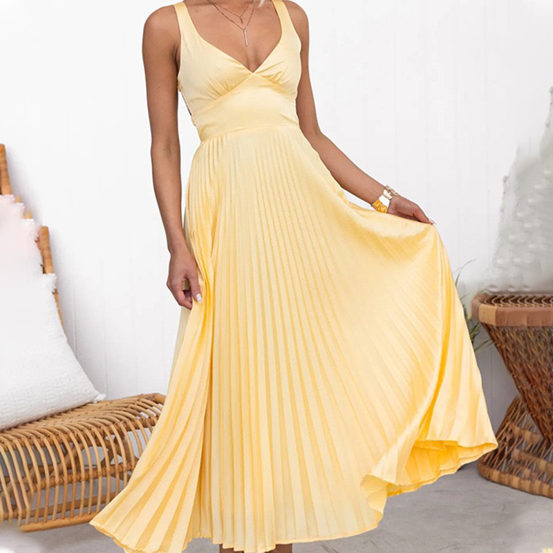 Sexy Trägerkleid mit offenem Rücken und Plisseerock