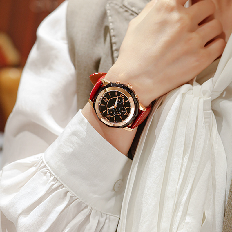 Women’s Stylish Waterproof Quartz Watch