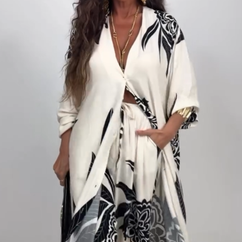 Eleganter Damen-Zweiteiler mit Print: Sommerjacke und weite Hose