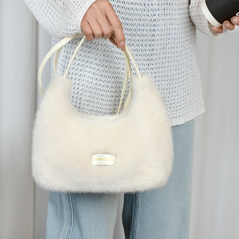 Plüsch-Umhängetasche für Damen im minimalistisch-schicken Design