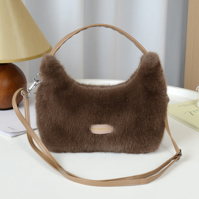 Plüsch-Umhängetasche für Damen im minimalistisch-schicken Design
