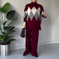 Modische Farbe-Blocking-Set aus Pullover und Hose mit Rautenmuster
