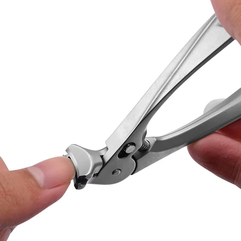 🎉 Neujahrsgeschenk – 50% RABATT!✂️ Spritzwassergeschützter Nagelknipser aus rostfreiem Stahl – Breite Öffnung & sicherer Verschluss!