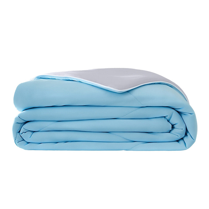 Cool Summer Blanket ❄️ Lightweight & Breathable for Hot Nights