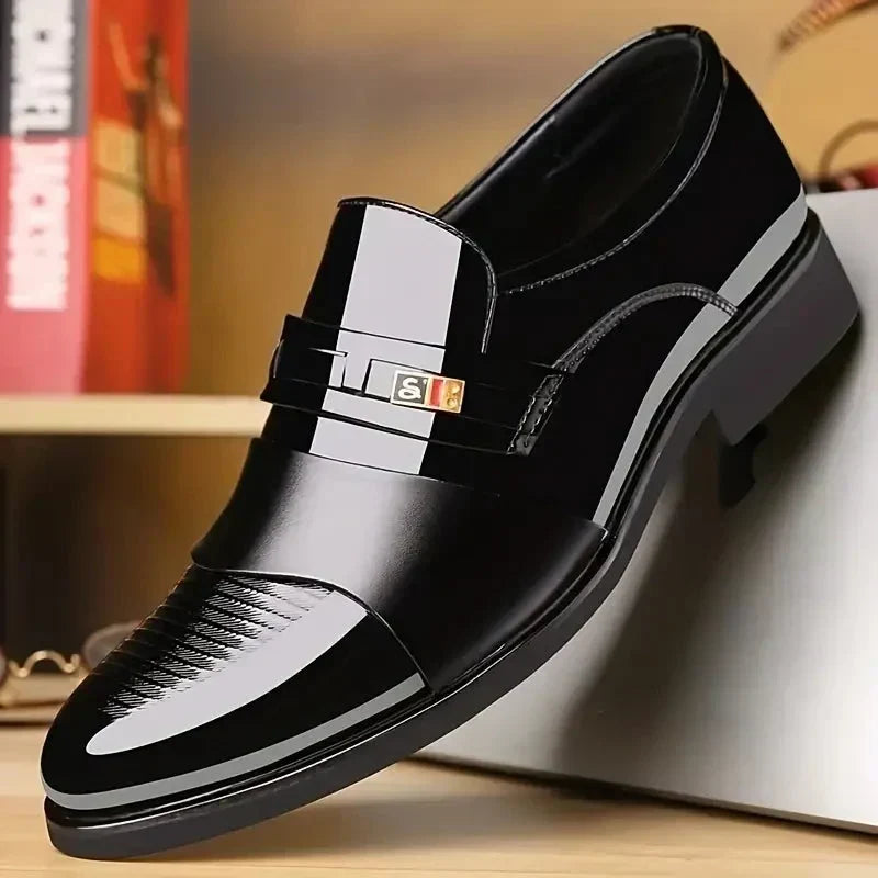 👞 50% RABATT! 🔥 Herrenschuhe aus Leder mit spitzer Zehe – Bequem, rutschfest & elegant – Ideal für Büro, Hochzeit & formelle Anlässe ✨